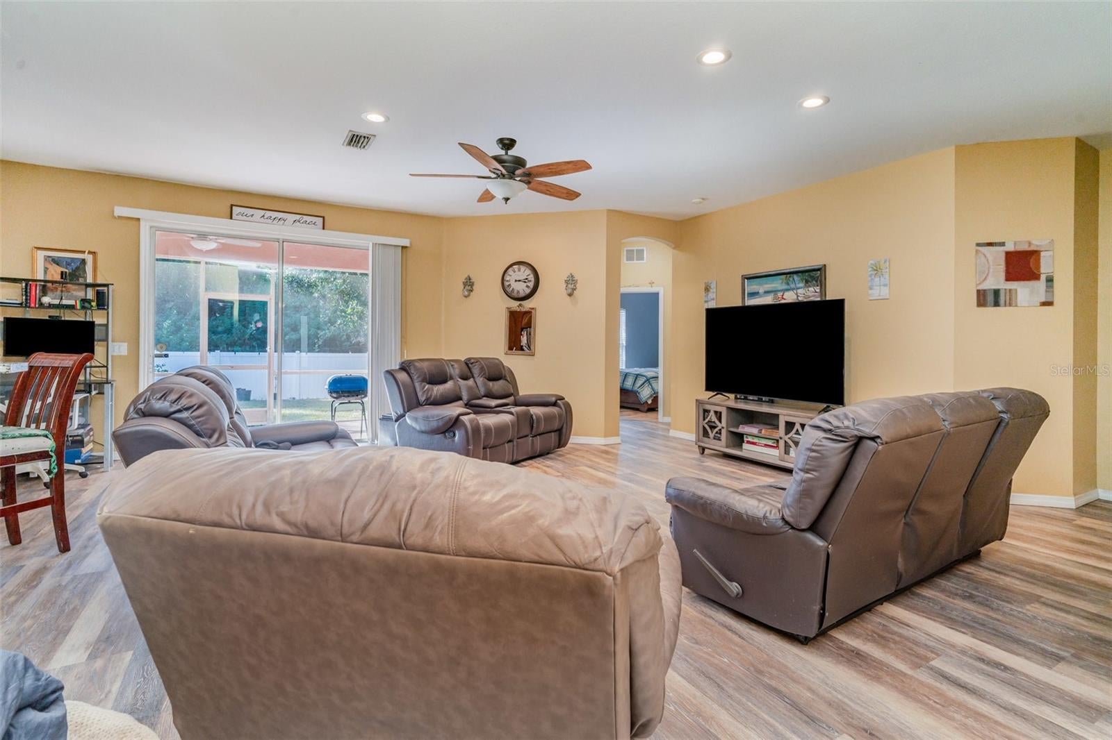 249 Ferdon Cir, Port Charlotte, FL 33954 photo