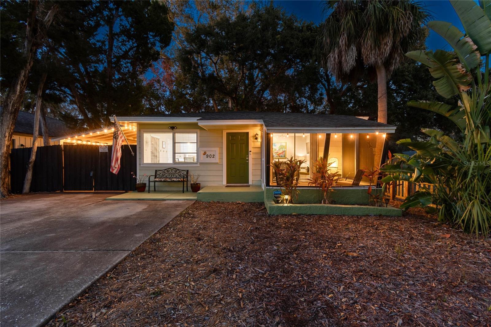 902 Beltrees St, Dunedin, FL 34698 photo