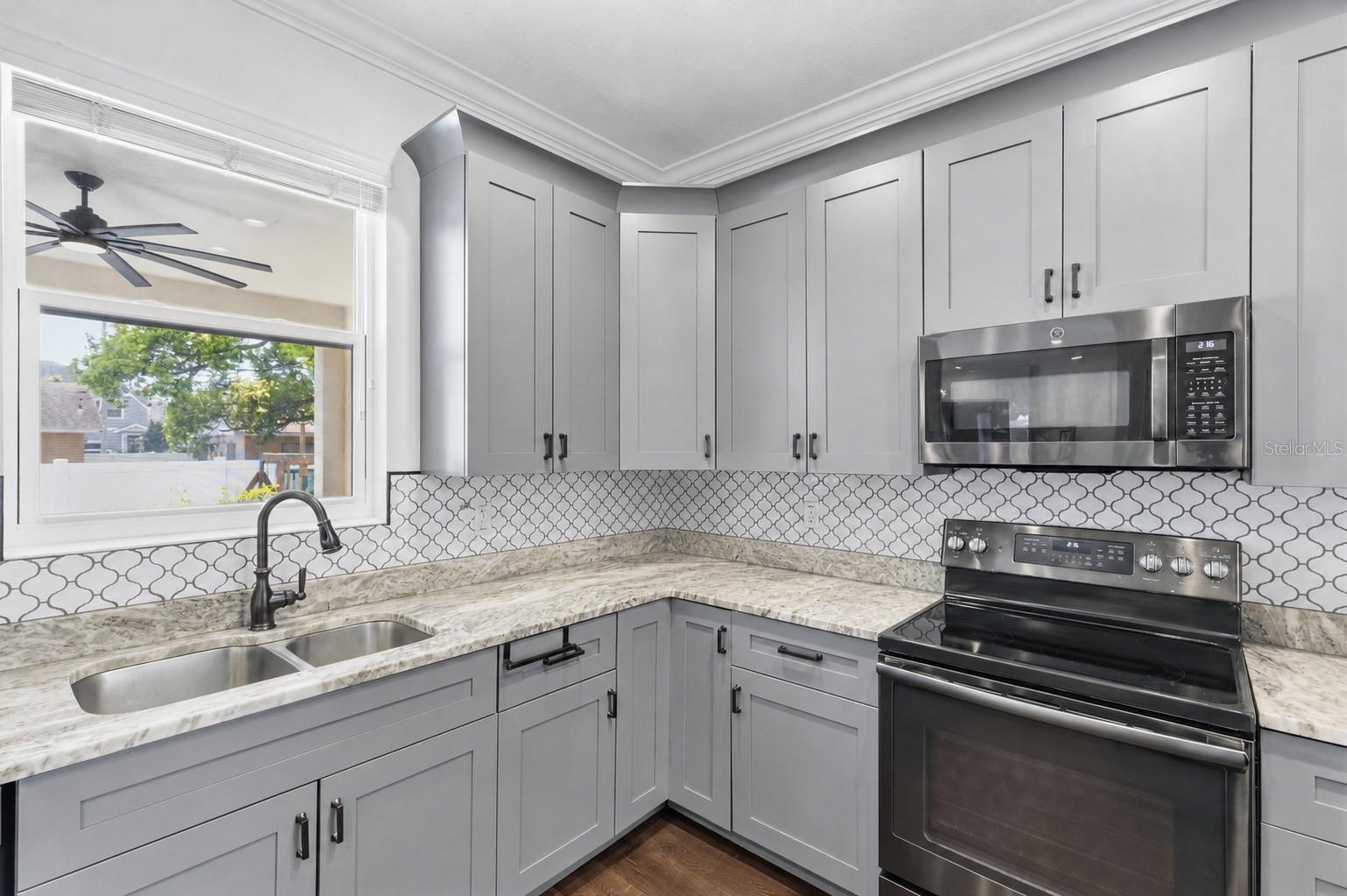 2510 W Carmen St, Tampa, FL 33609 photo