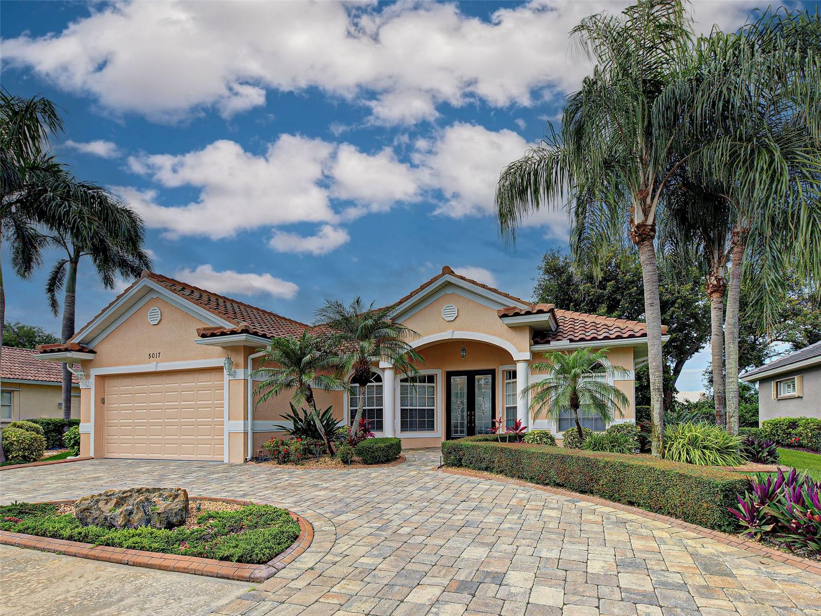 5017 Bella Terra Dr, Venice, FL 34293 photo