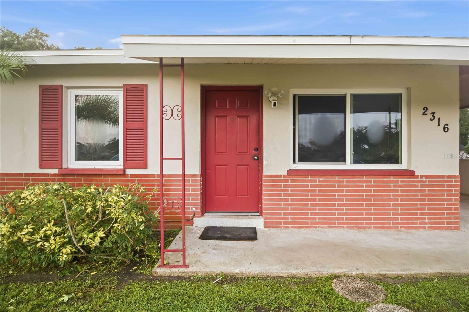 2316 Powell Cir, Sarasota, FL 34234 photo