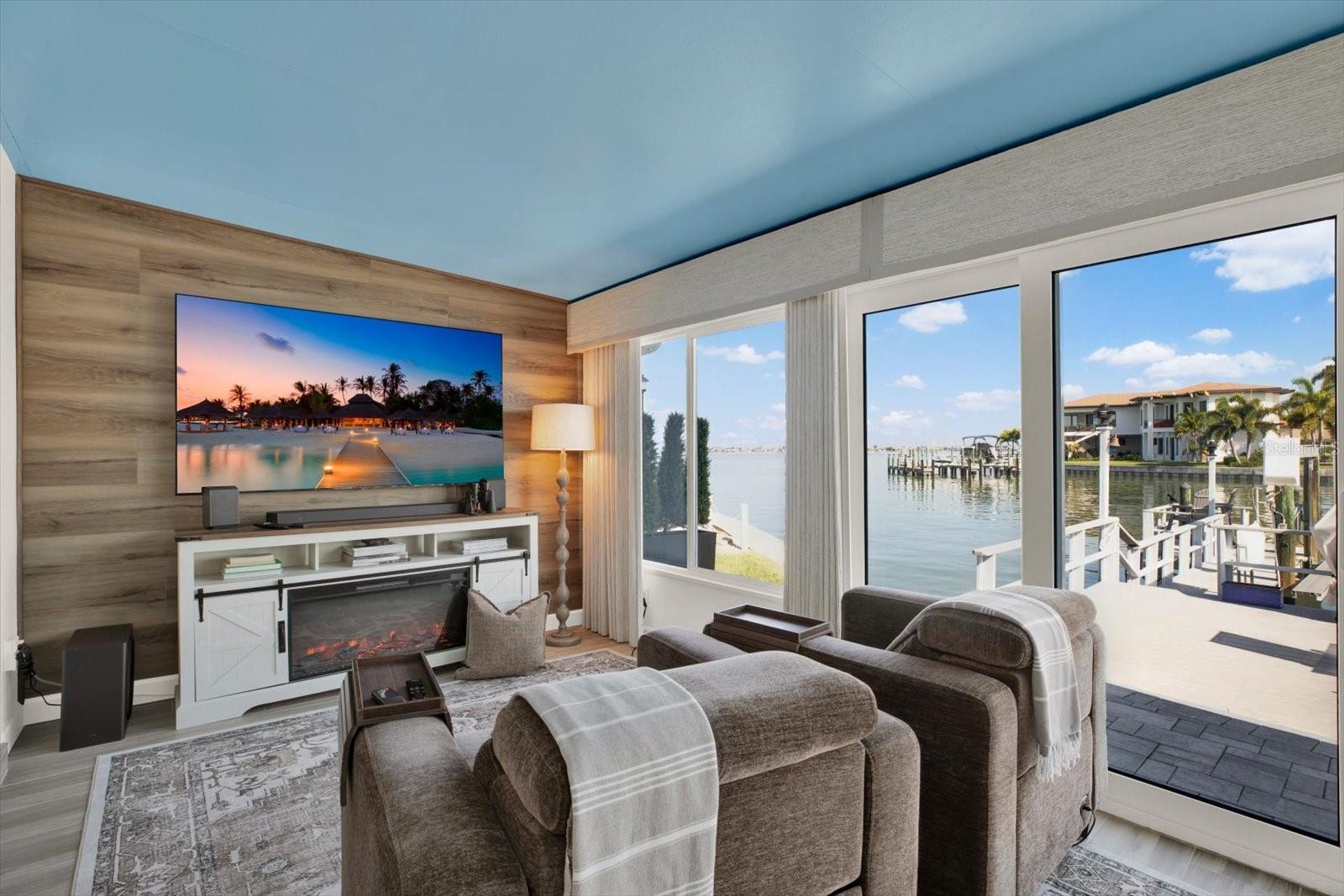 645 Boca Ciega Point Blvd, Saint Petersburg, FL 33708 photo