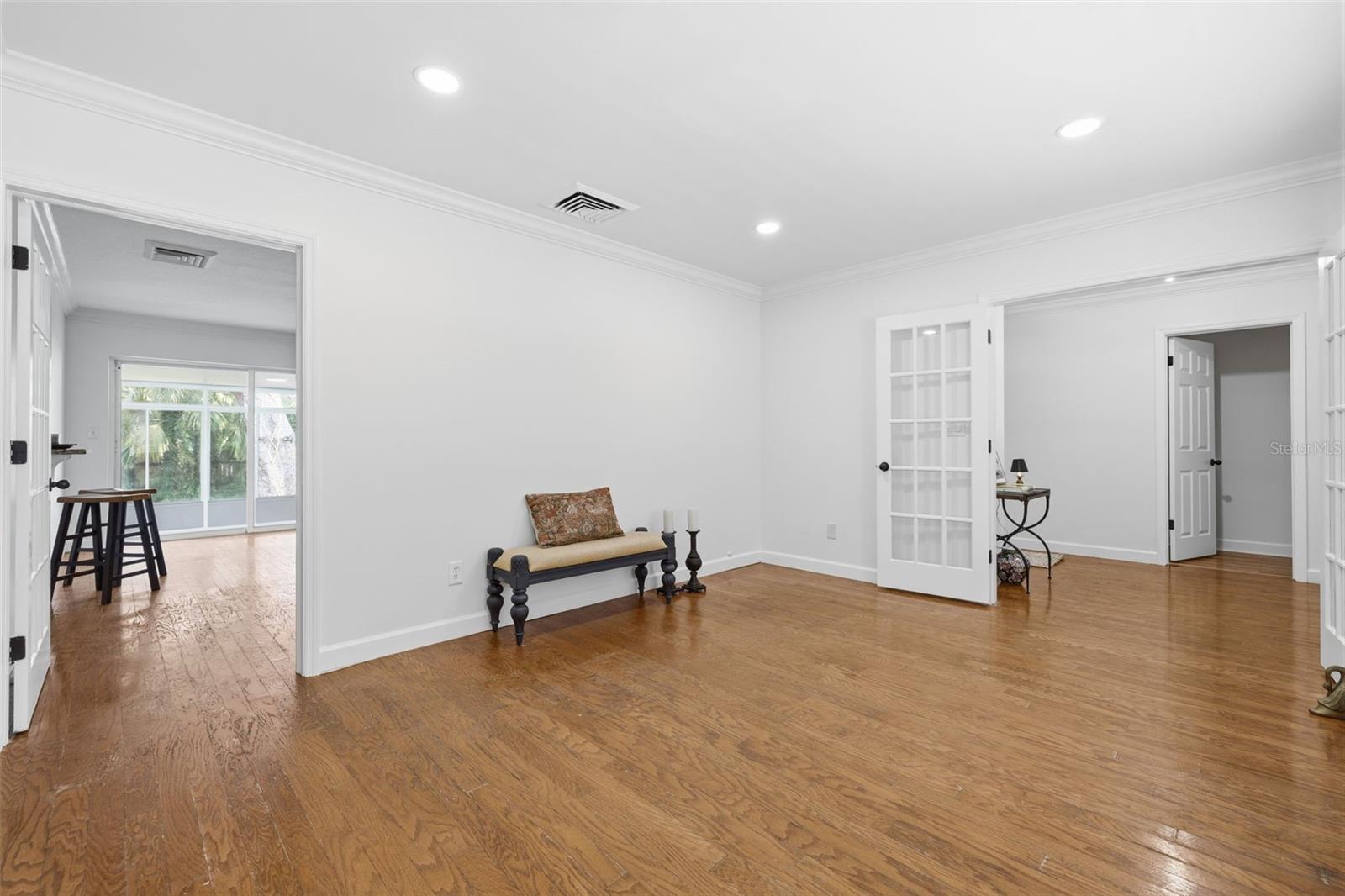 331 Sunnyside Rd, Temple Terrace, FL 33617 photo