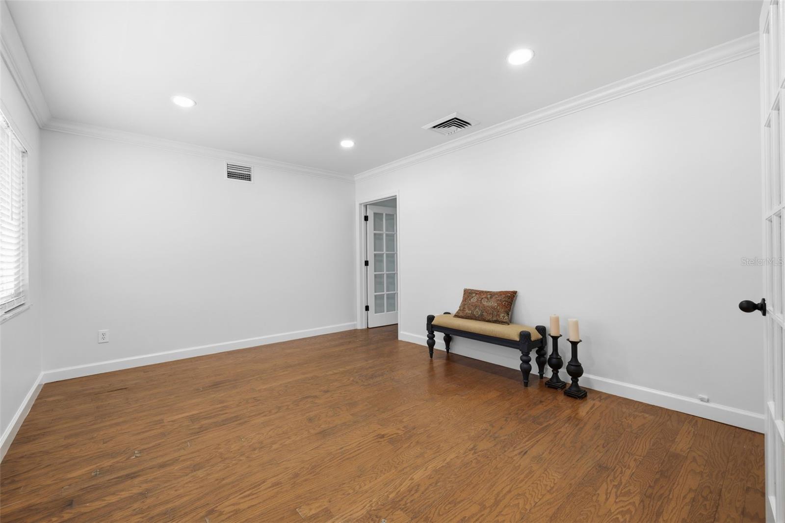 331 Sunnyside Rd, Temple Terrace, FL 33617 photo