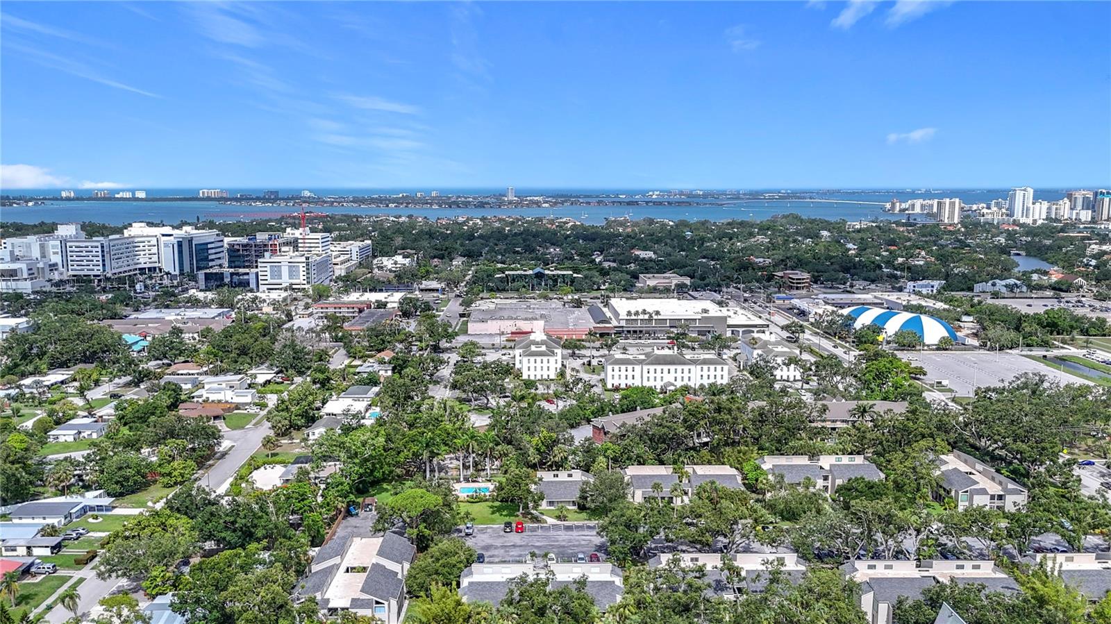 2220 Bahia Vista St #G 5, Sarasota, FL 34239 photo