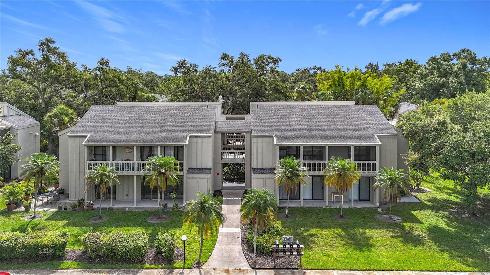 2220 Bahia Vista St #G 5, Sarasota, FL 34239 photo
