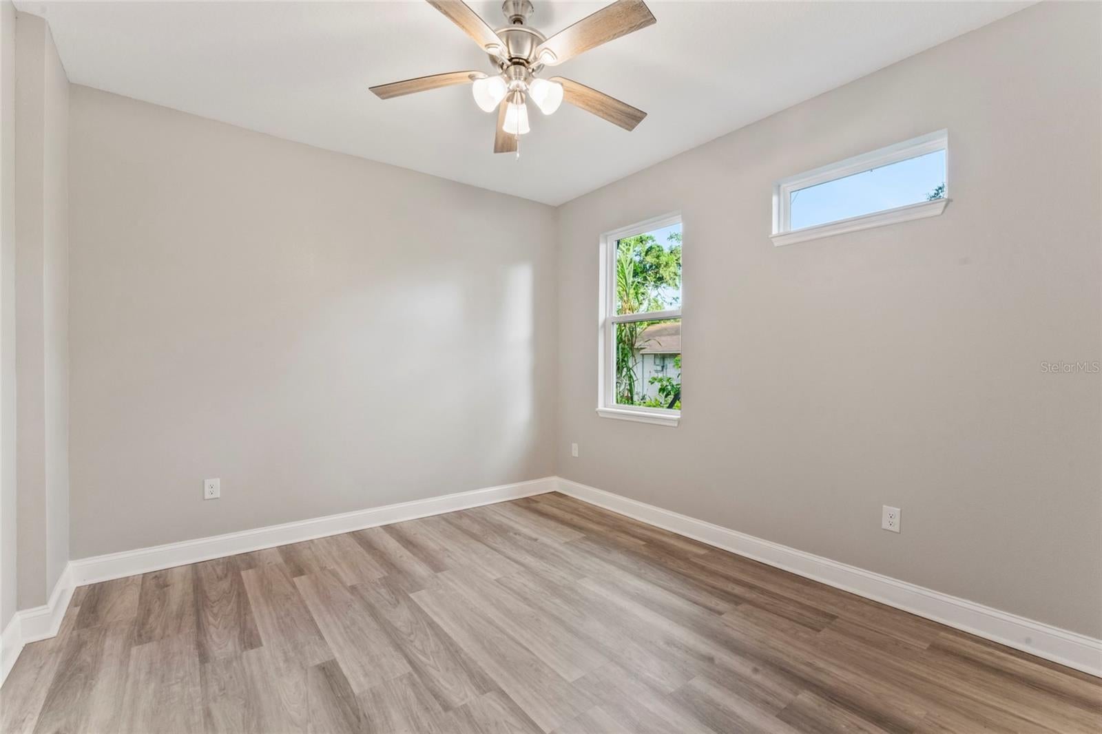 809 W Linebaugh Ave #2 B, Tampa, FL 33612 photo