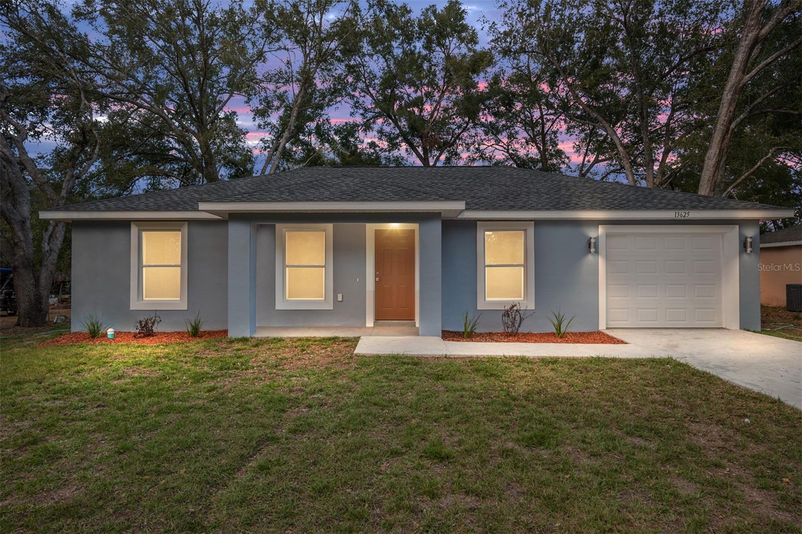 1820 SW Harbor Hills Rd, Dunnellon, FL 34431 photo
