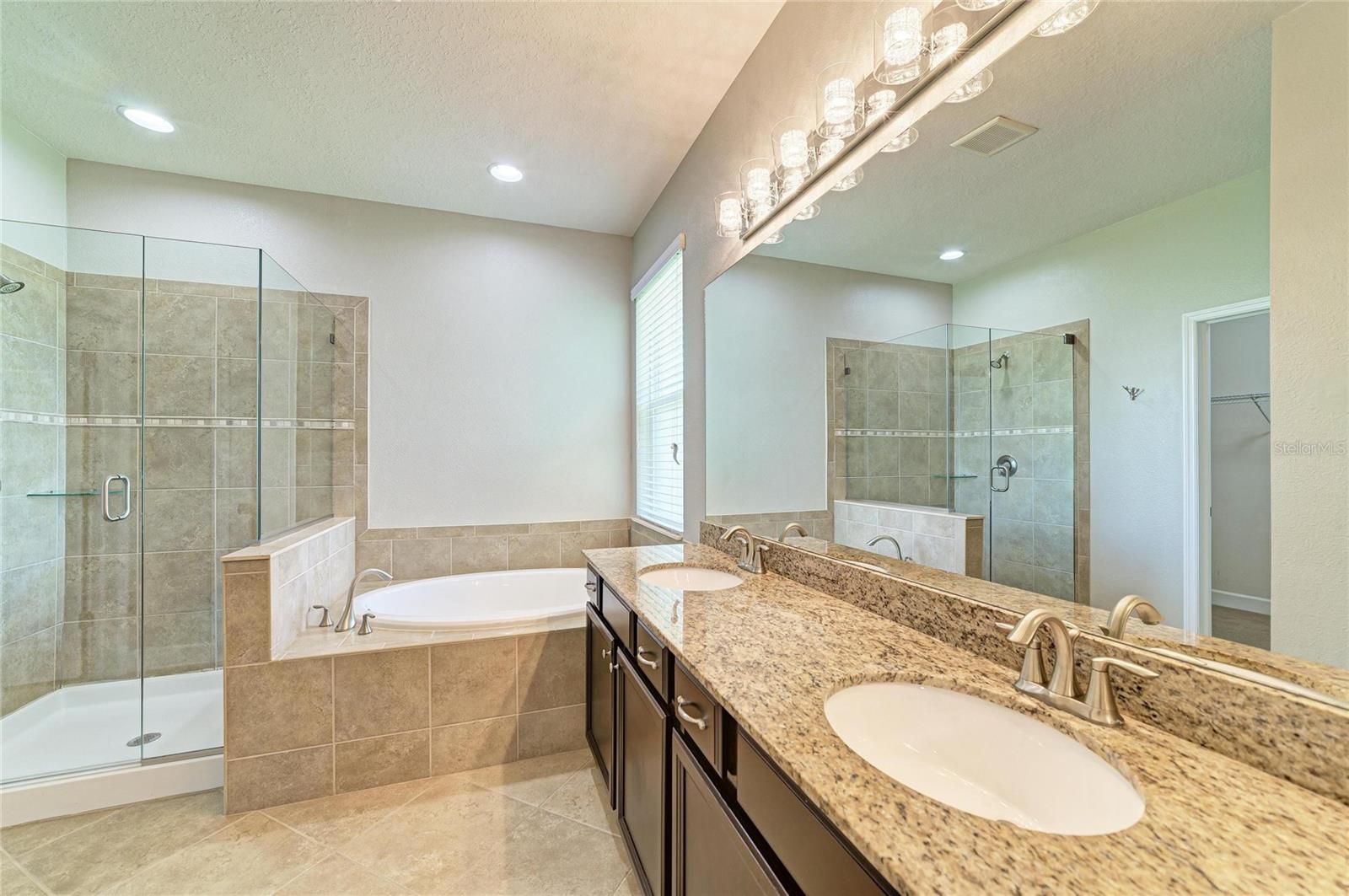 12821 Balsam Terrace, Bradenton, FL 34212 photo
