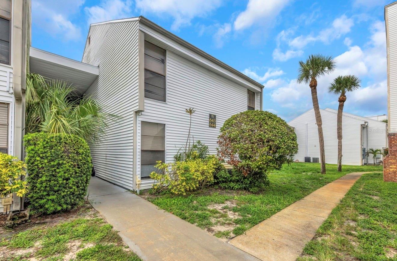 643 Haven Pl, Tarpon Springs, FL 34689