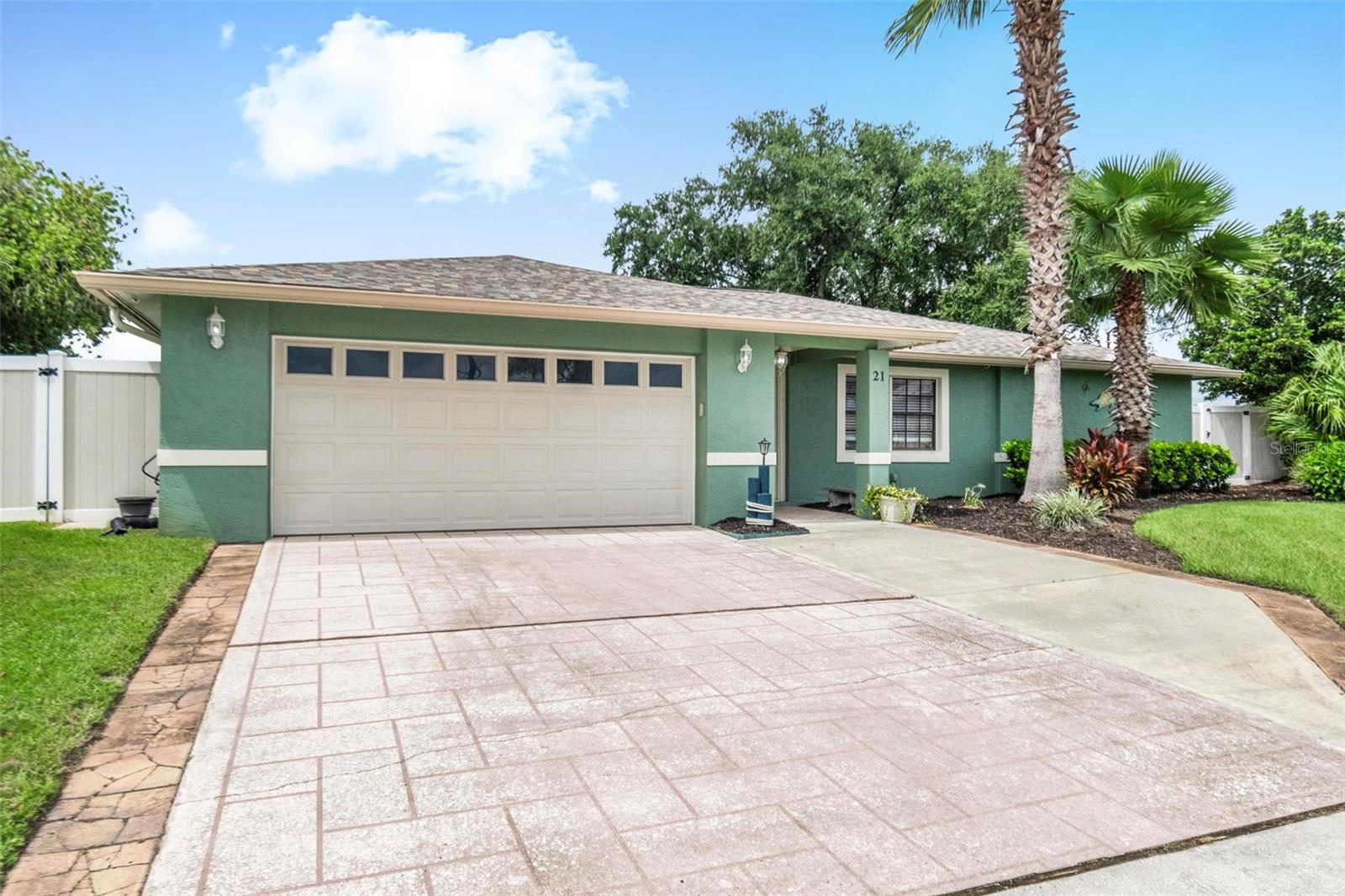 21 Corona Ct, Palm Coast, FL 32137 photo