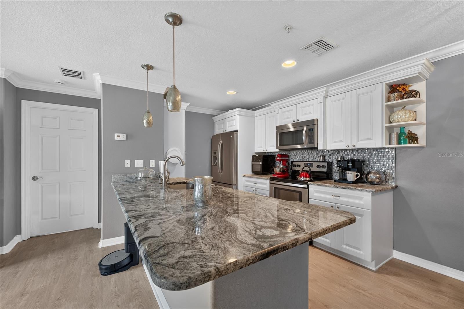 6420 Banyan Blvd #201, New Port Richey, FL 34652 photo