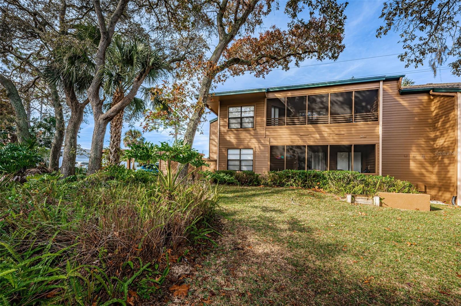 802 Lennox Rd, Palm Harbor, FL 34683