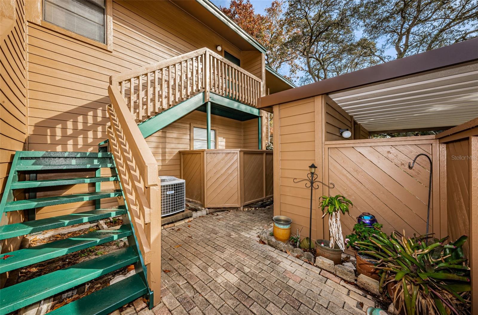 802 Lennox Rd #802, Palm Harbor, FL 34683 photo