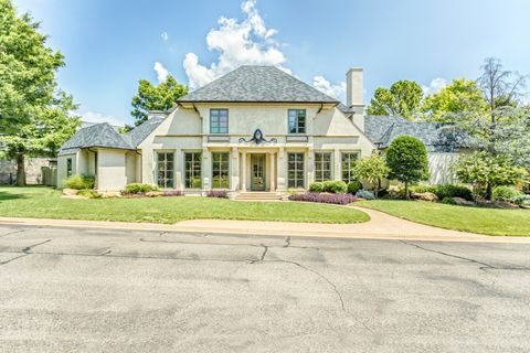 Single Family Residence in Oklahoma City OK 14233 Calais Circle.jpg
