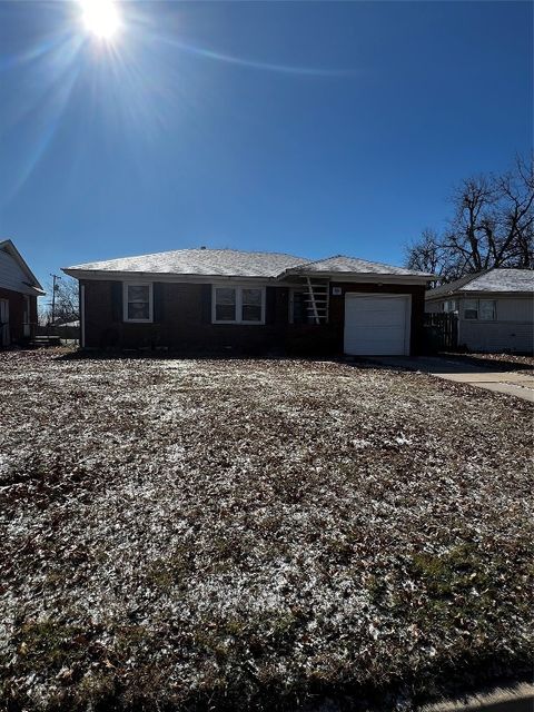 Single Family Residence in Oklahoma City OK 3016 NW 47th Street.jpg