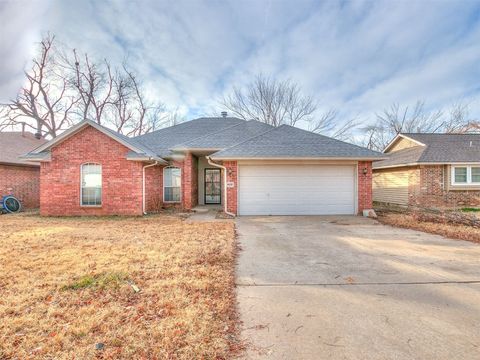 Single Family Residence in Edmond OK 400 W 10th Street.jpg