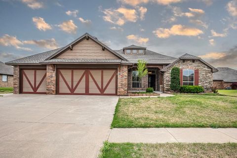 Single Family Residence in Oklahoma City OK 9609 Lakecrest Drive.jpg