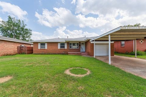Single Family Residence in Del City OK 3020 SE 20th Street.jpg
