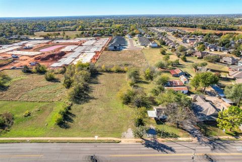 in Edmond OK 1 N Kelly Street.jpg