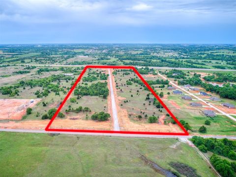 Unimproved Land in Blanchard OK 1237 Twin Oaks Dr 1.jpg
