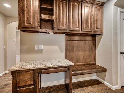 Single Family Residence in Blanchard OK 1832 Buckskin Court 27.jpg