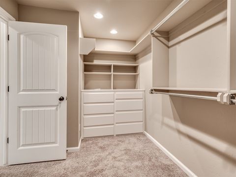 Single Family Residence in Blanchard OK 1832 Buckskin Court 25.jpg