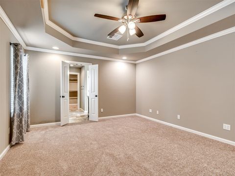 Single Family Residence in Blanchard OK 1832 Buckskin Court 19.jpg
