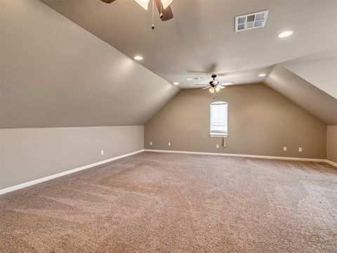 Single Family Residence in Blanchard OK 1832 Buckskin Court 37.jpg
