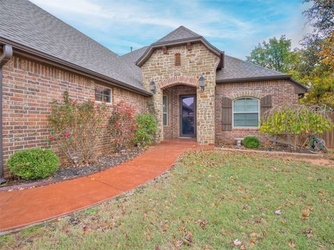 Single Family Residence in Blanchard OK 1832 Buckskin Court 1.jpg