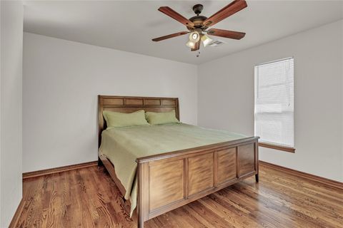 Single Family Residence in Oklahoma City OK 1118 NW 13th Street 28.jpg