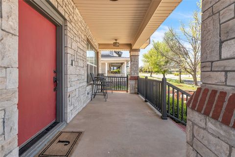 Single Family Residence in Oklahoma City OK 1118 NW 13th Street 2.jpg