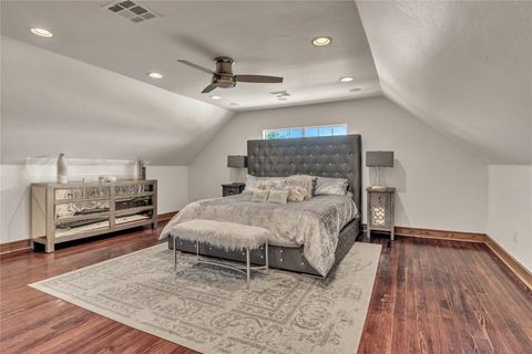 Single Family Residence in Oklahoma City OK 1118 NW 13th Street 18.jpg