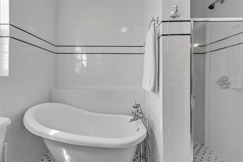 Single Family Residence in Oklahoma City OK 1118 NW 13th Street 16.jpg