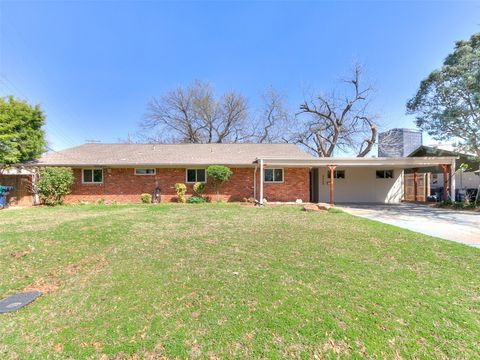 Single Family Residence in Oklahoma City OK 3225 NW 52nd Street.jpg