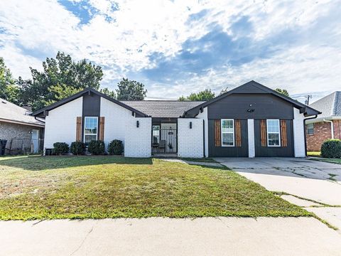 Single Family Residence in Oklahoma City OK 8309 S Hillcrest Drive.jpg