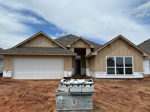 Single Family Residence in Edmond OK 2517 NW 196th Street.jpg