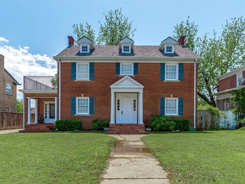 Single Family Residence in Oklahoma City OK 634 NE 16th Street.jpg