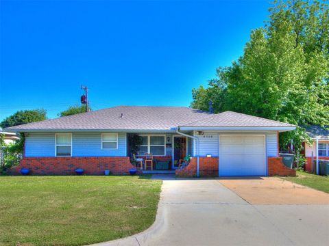 Single Family Residence in Oklahoma City OK 4704 Lisa Lane.jpg