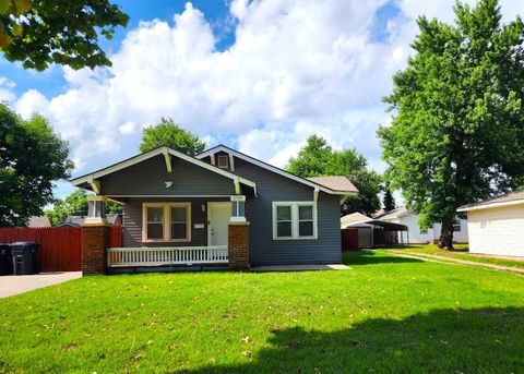 Single Family Residence in Oklahoma City OK 2719 NW 14th Street.jpg