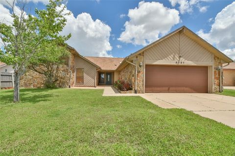 Single Family Residence in Oklahoma City OK 3121 SW 128th Street.jpg