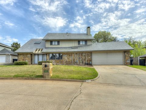 Single Family Residence in Oklahoma City OK 3001 Raintree Road.jpg