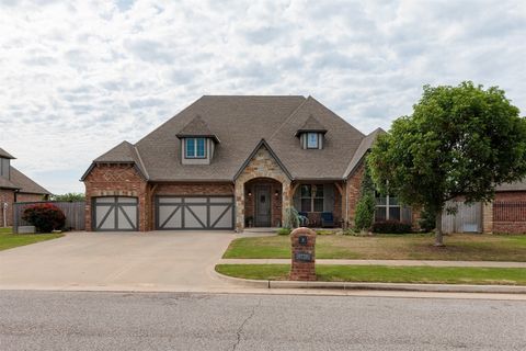 Single Family Residence in Oklahoma City OK 9720 SW 21st Street.jpg