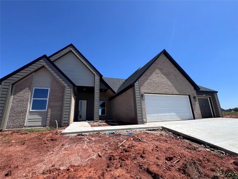 Single Family Residence in Yukon OK 9321 NW 147th Terrace.jpg