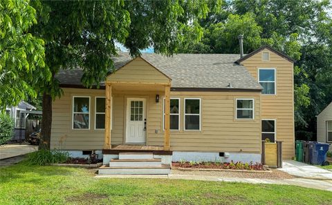 Single Family Residence in Oklahoma City OK 1212 NW 48th Street.jpg