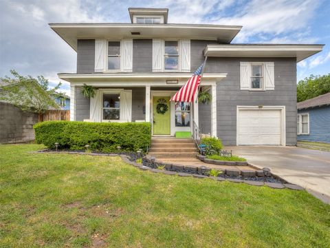 Single Family Residence in Oklahoma City OK 3211 N McKinley Avenue.jpg