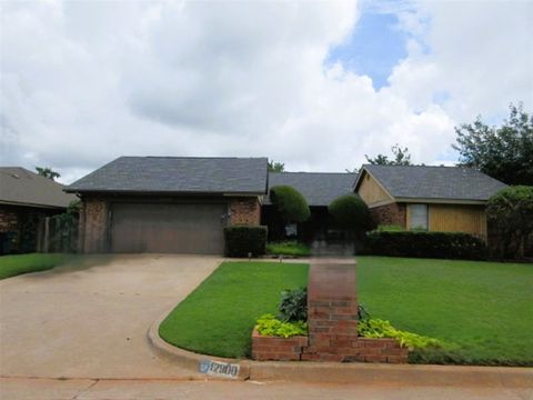 Single Family Residence in Oklahoma City OK 12900 Burlingame Avenue.jpg