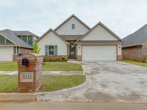 Single Family Residence in Edmond OK 8313 NW 162nd Street.jpg
