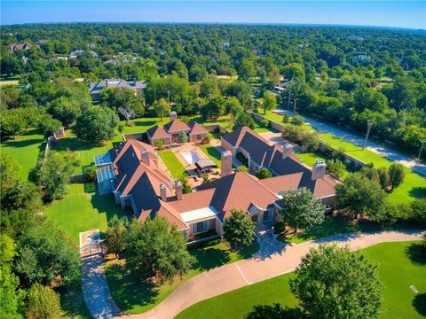 Unimproved Land in Nichols Hills OK 1701 Drury Lane.jpg