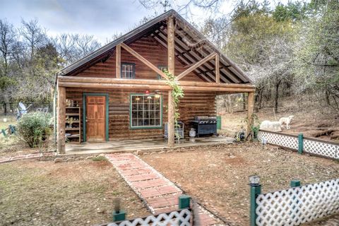 Single Family Residence in Geary OK 31220 Highway 66 W.jpg
